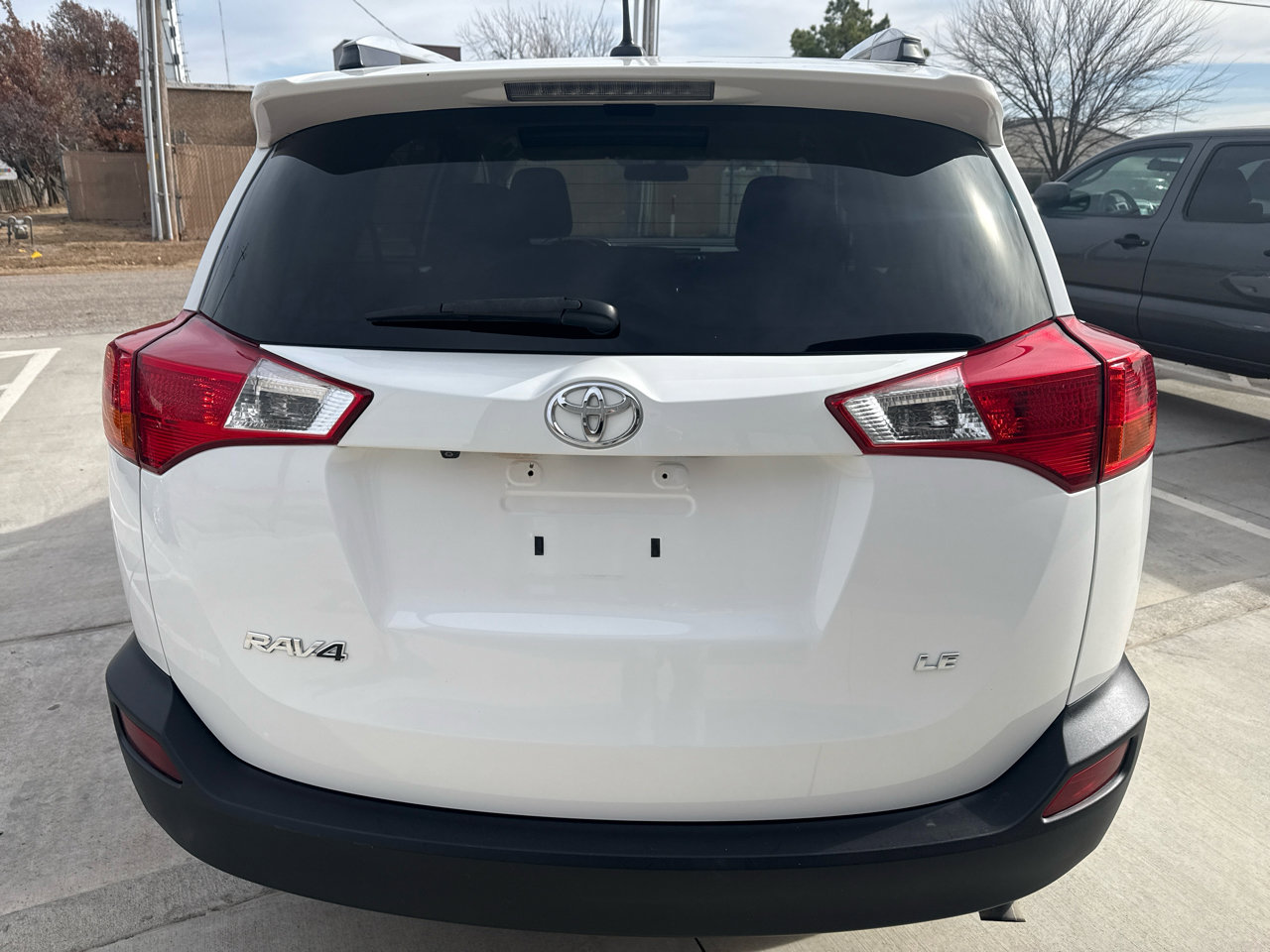 Used 2014 Toyota RAV4 LE image 11