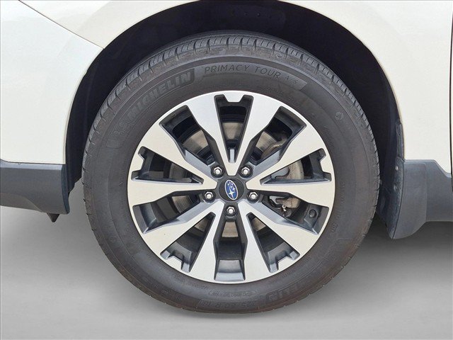Used 2017 Subaru Outback 3.6R Limited AWD/4WD image 24