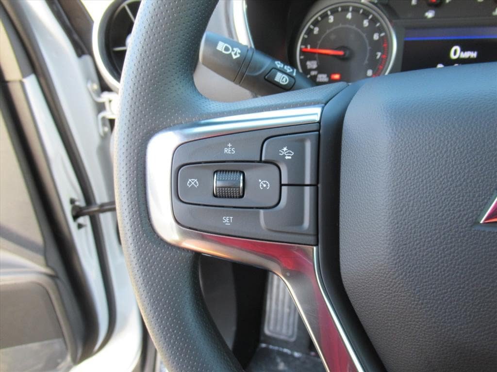 New 2025 Chevrolet Blazer LT FWD image 17