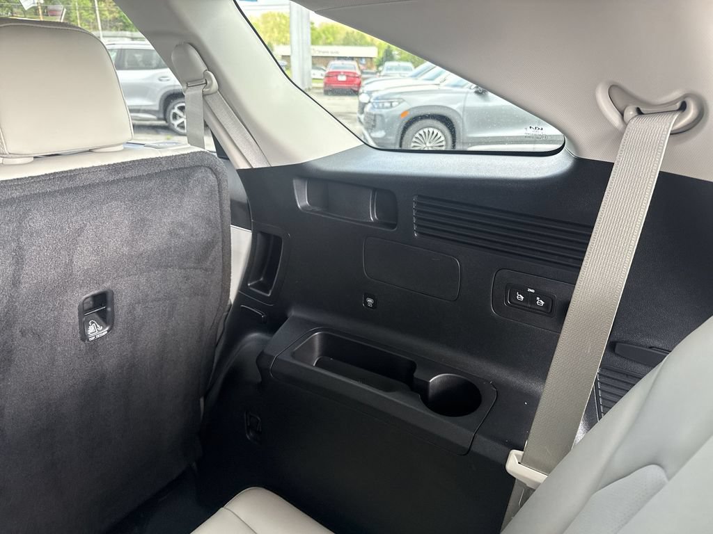Used 2024 Kia Sorento S w/ Panoramic Sunroof Package AWD/4WD image 34