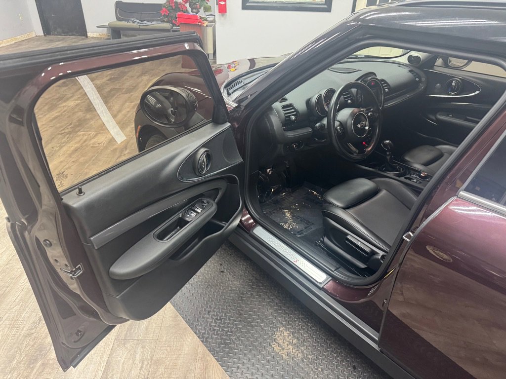 Used 2018 MINI Cooper Clubman S image 11