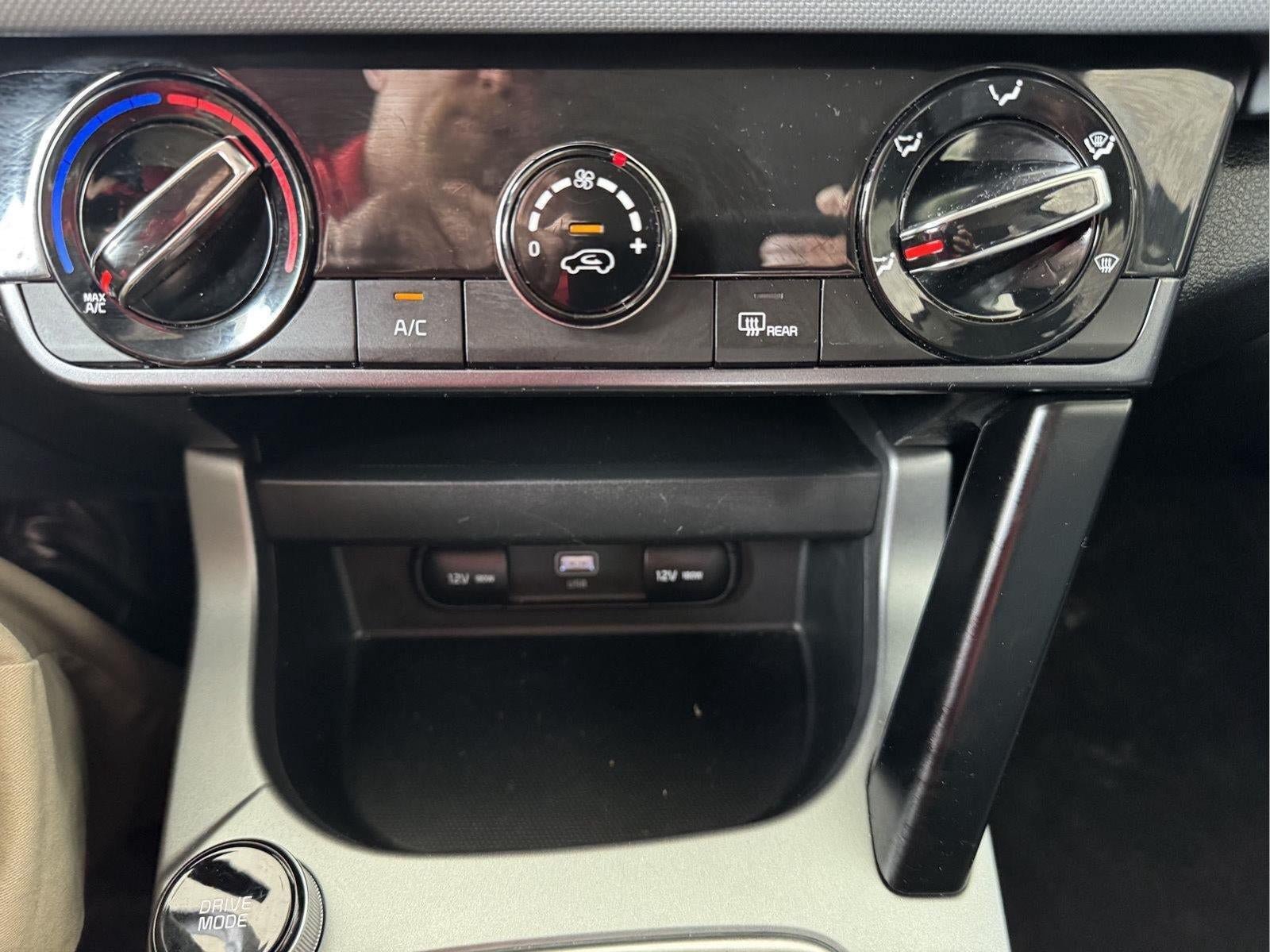 Used 2026 Kia Seltos LX AWD/4WD image 21