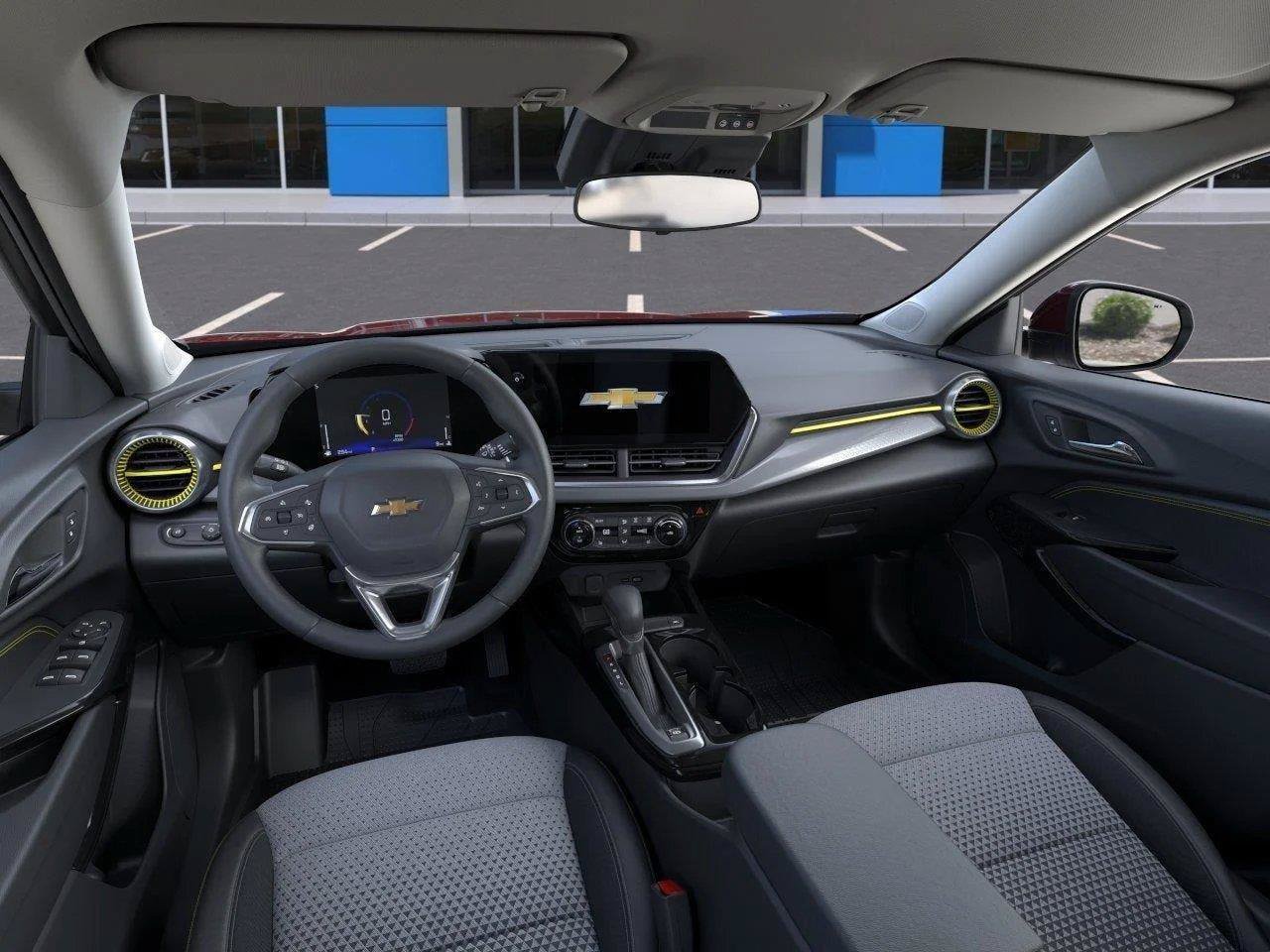 New 2026 Chevrolet Trax LT w/ Driver Confidence Package FWD image 32