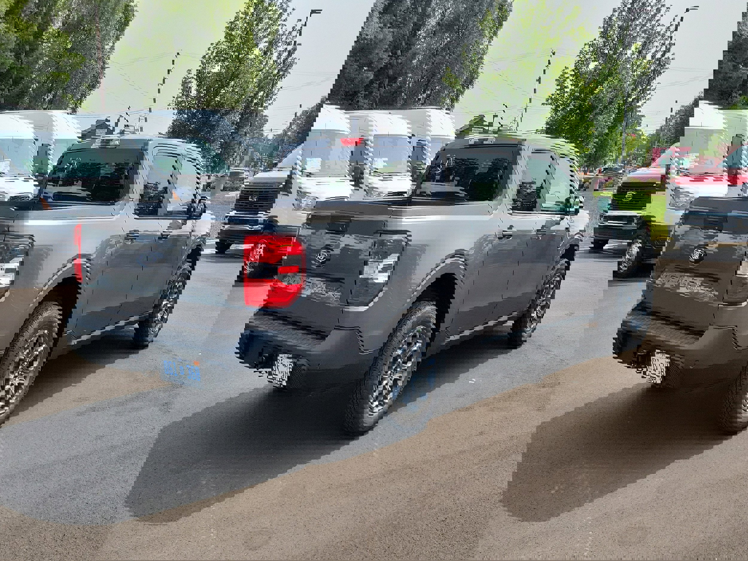 New 2025 Ford Maverick XLT w/ XLT Luxury Package image 4