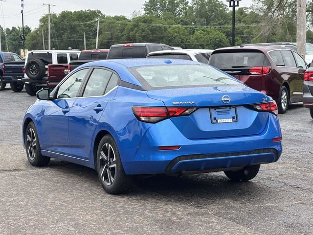 Used 2024 Nissan Sentra SV FWD image 2