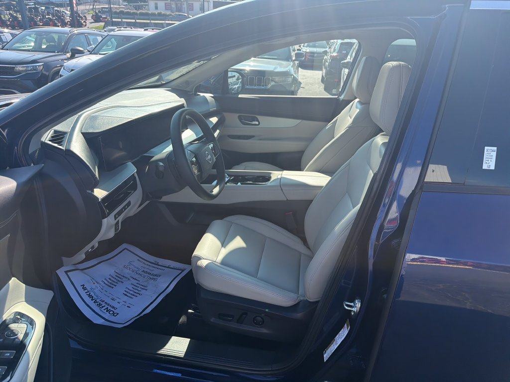 Used 2025 Nissan Murano SL w/ Cargo Package AWD/4WD image 15