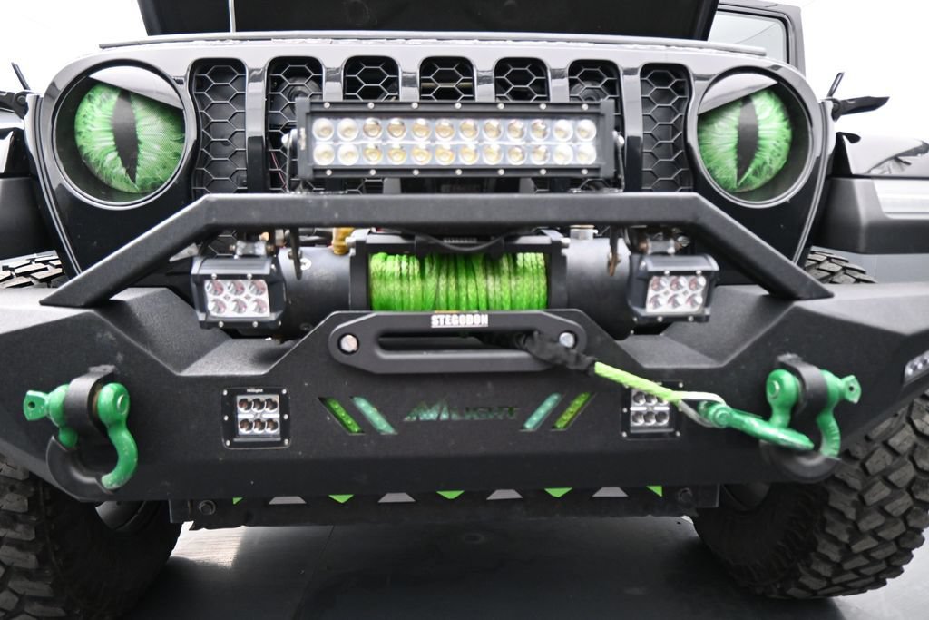 Used 2023 Jeep Gladiator Sport AWD/4WD image 29