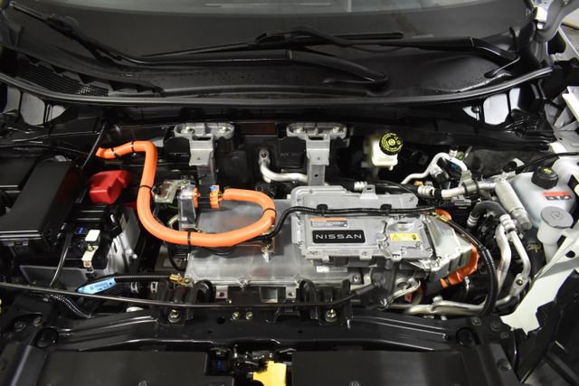 Certified 2023 Nissan Ariya AWD/4WD image 40