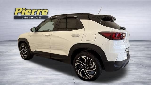New 2026 Chevrolet TrailBlazer RS w/ Convenience Package AWD/4WD image 2