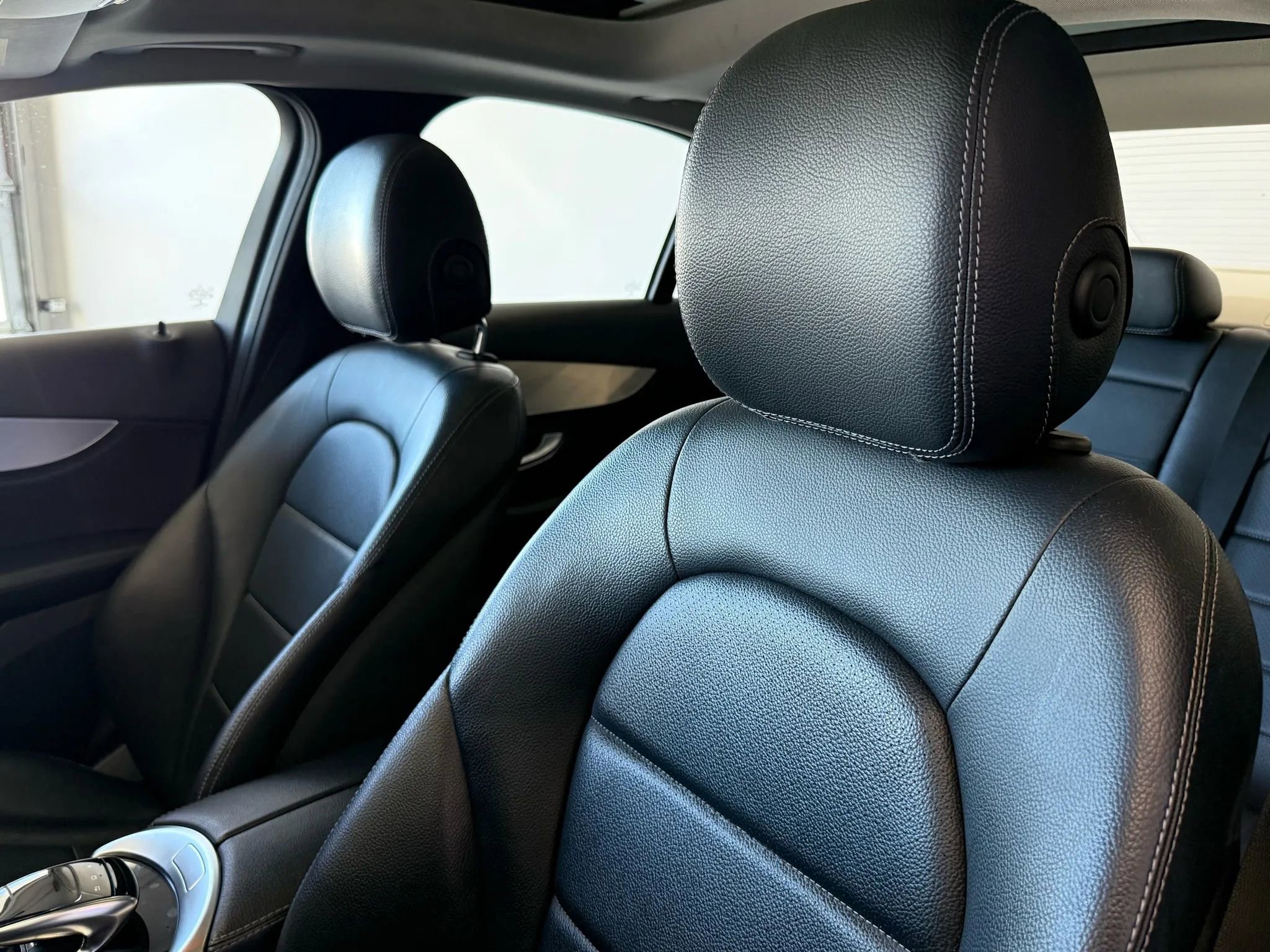 Used 2015 Mercedes-Benz C 300 4MATIC Sedan image 8