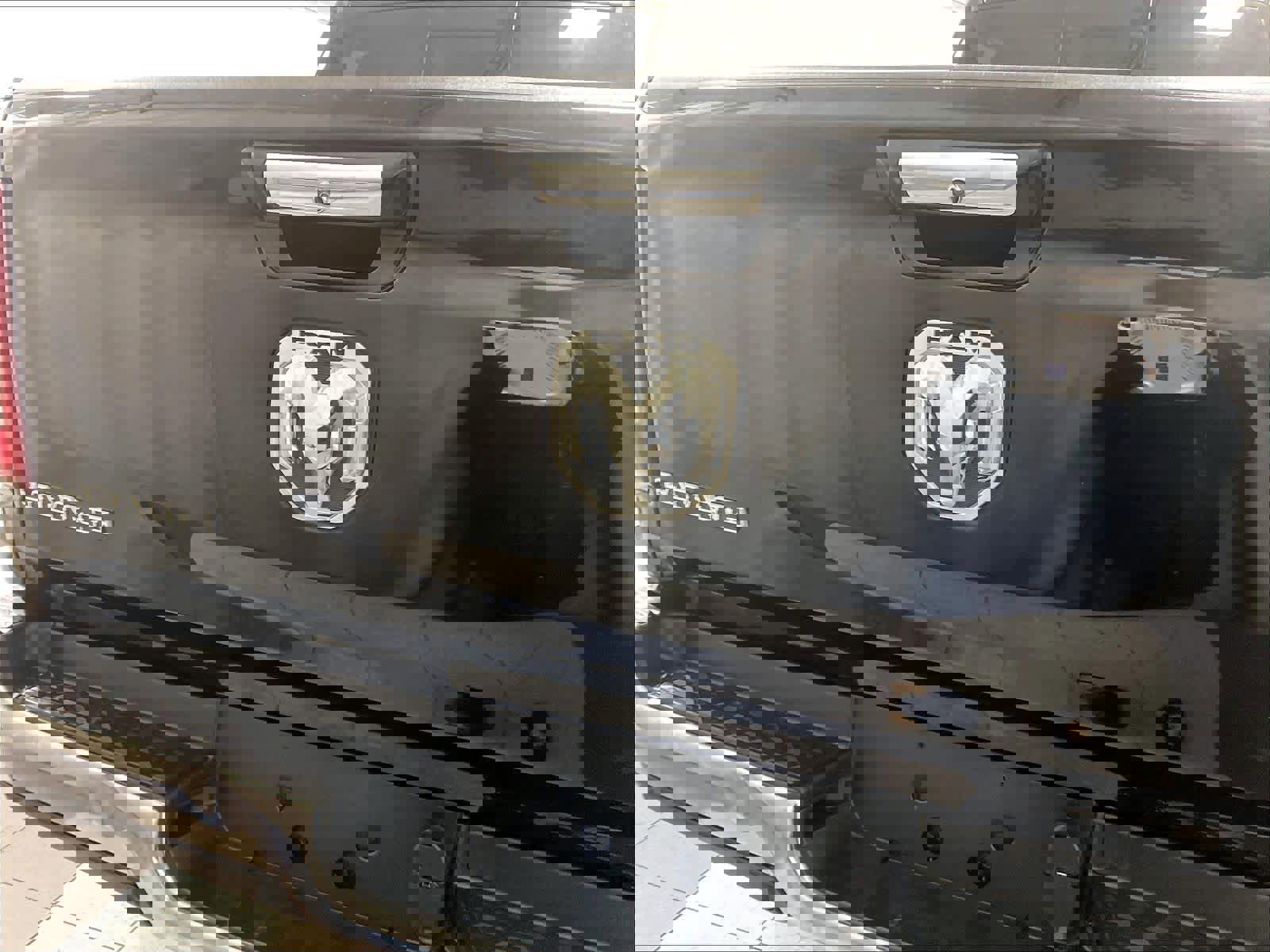 Used 2019 RAM 1500 Laramie image 28