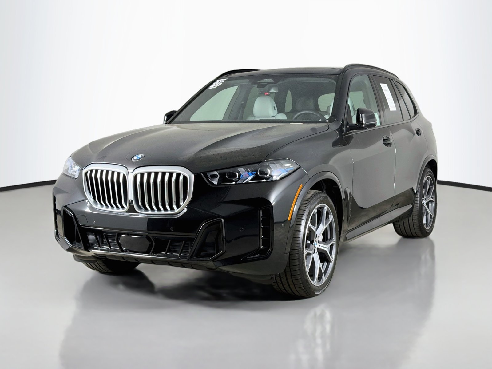 Used 2026 BMW X5 xDrive40i AWD/4WD image 3