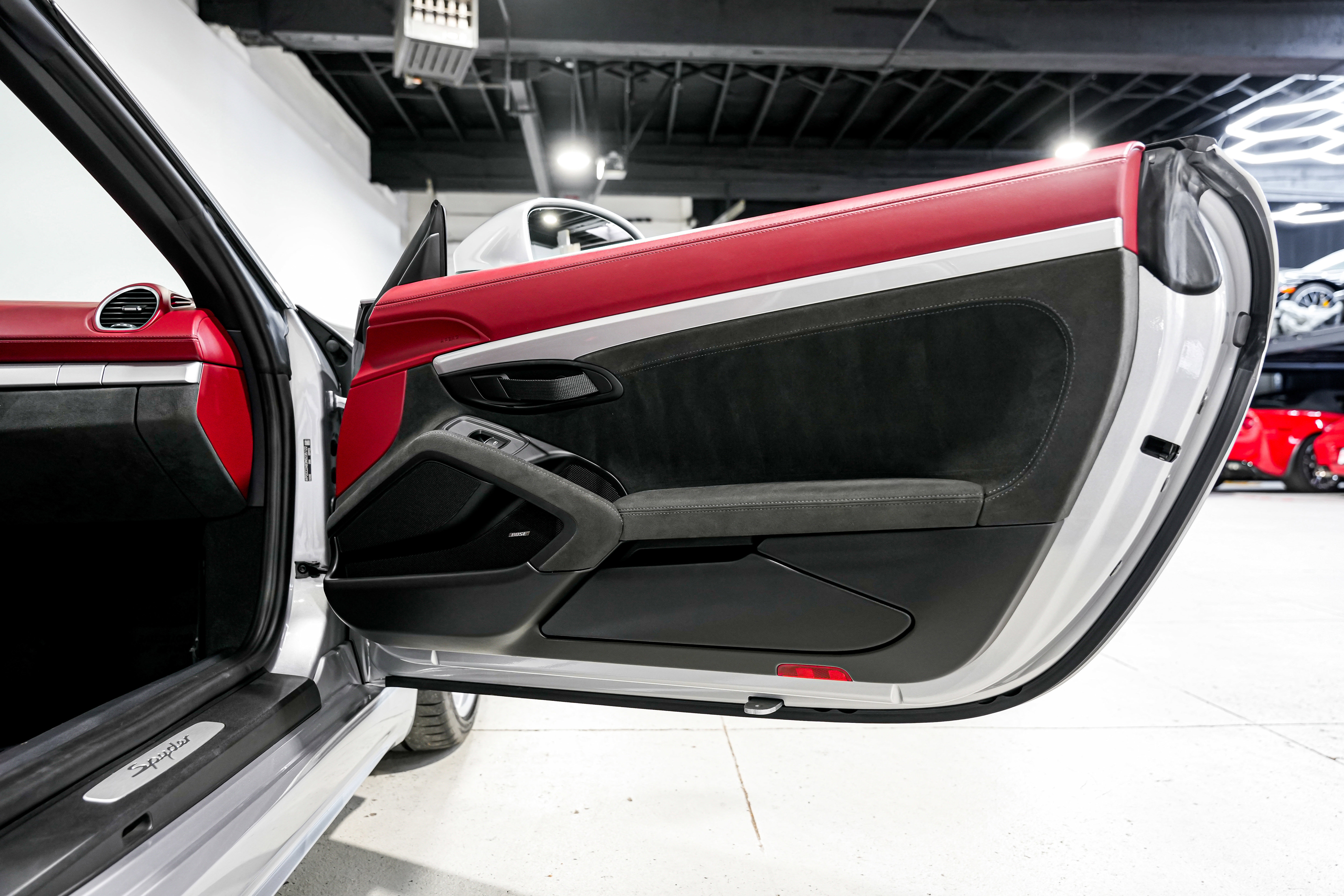 Used 2022 Porsche 718 Boxster Spyder image 23