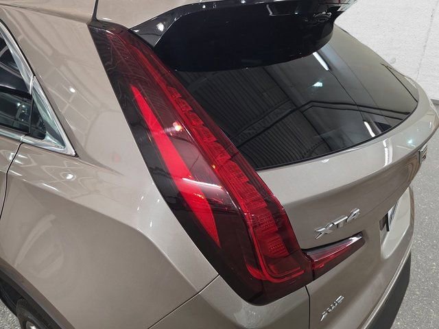 Used 2022 Cadillac XT4 Premium Luxury w/ Technology Package image 35