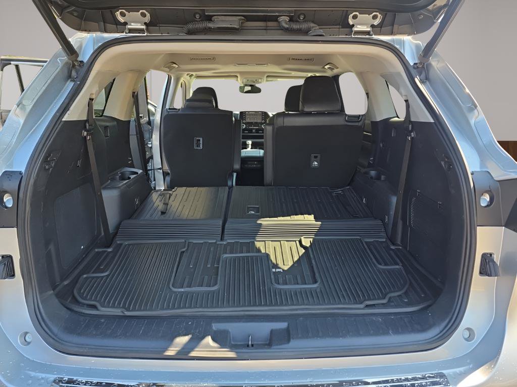 Used 2020 Toyota Highlander Limited image 25