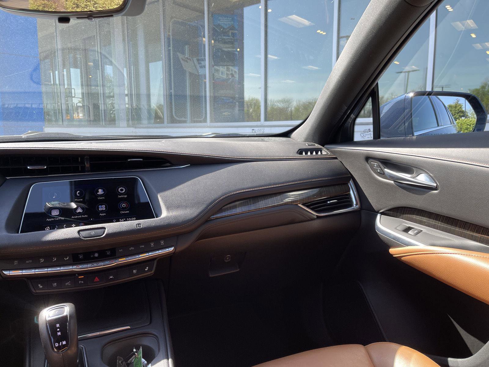 Used 2019 Cadillac XT4 Premium Luxury w/ Enhanced Visibility Package AWD/4WD image 32