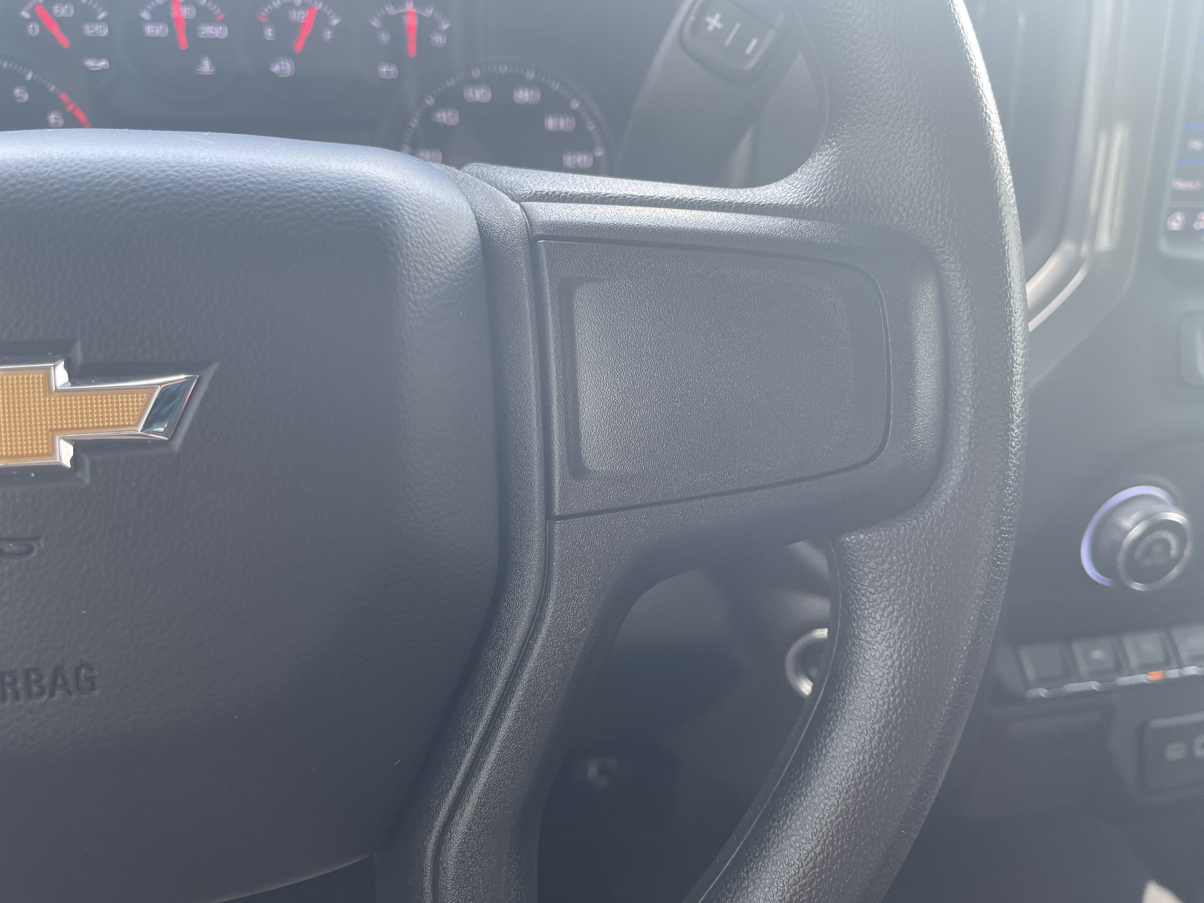 Used 2025 Chevrolet Silverado 1500 Custom w/ Turbomax Blackout Package AWD/4WD image 18