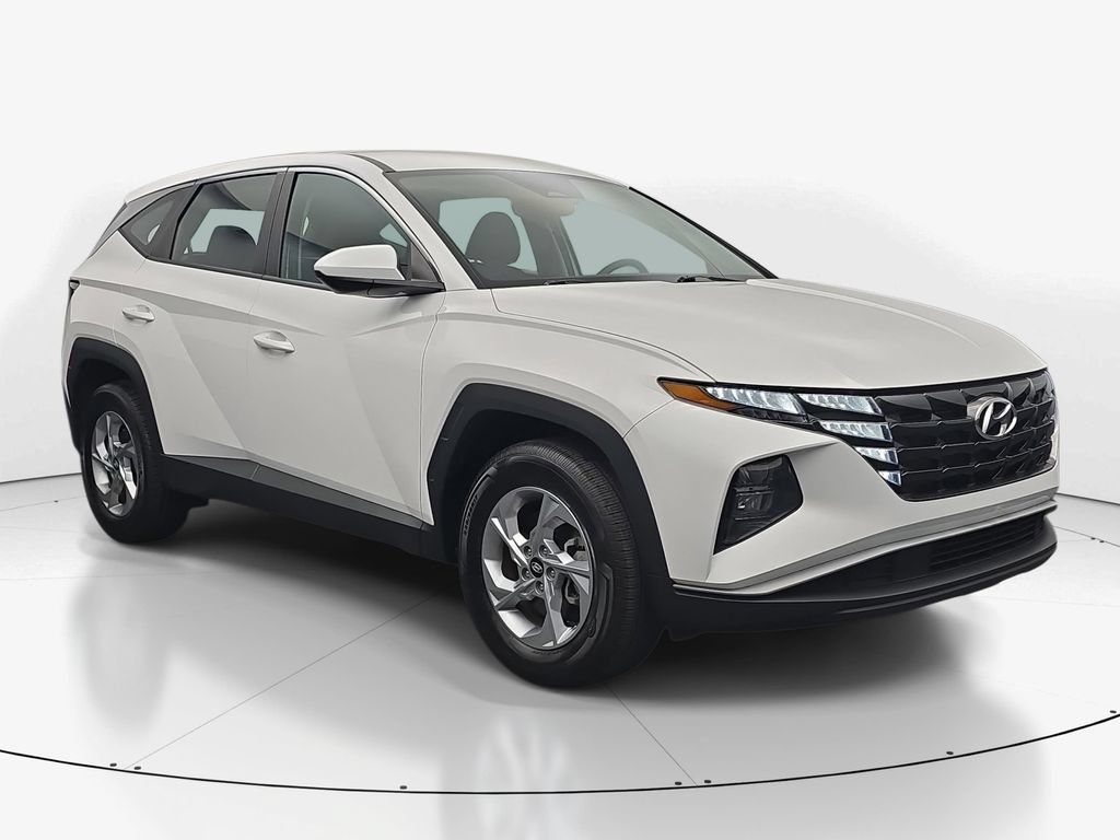 Used 2024 Hyundai Tucson SE AWD/4WD image 3
