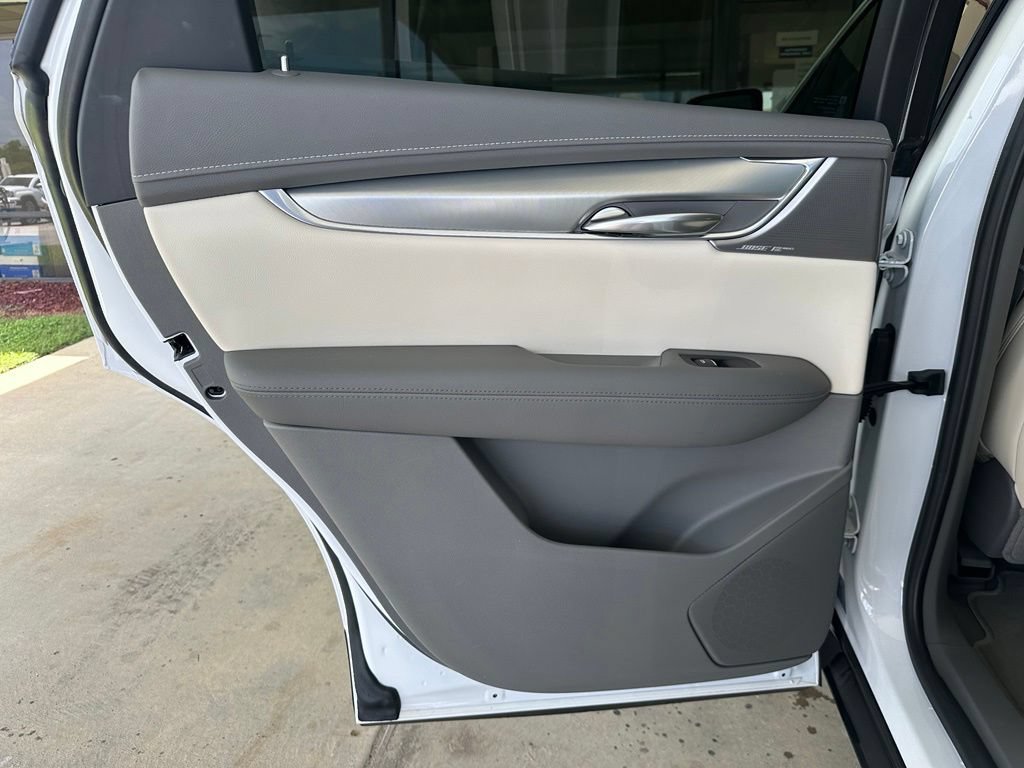 Certified 2022 Cadillac XT5 Premium Luxury w/ Technology Package FWD image 29