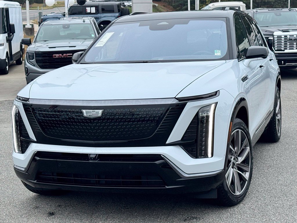 Used 2026 Cadillac Vistiq Sport w/ LPO, Floor Liner Package AWD/4WD image 29