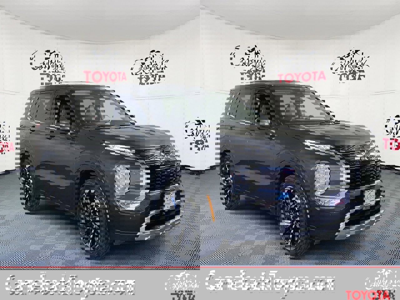 Used 2024 Mitsubishi Outlander SE video 1