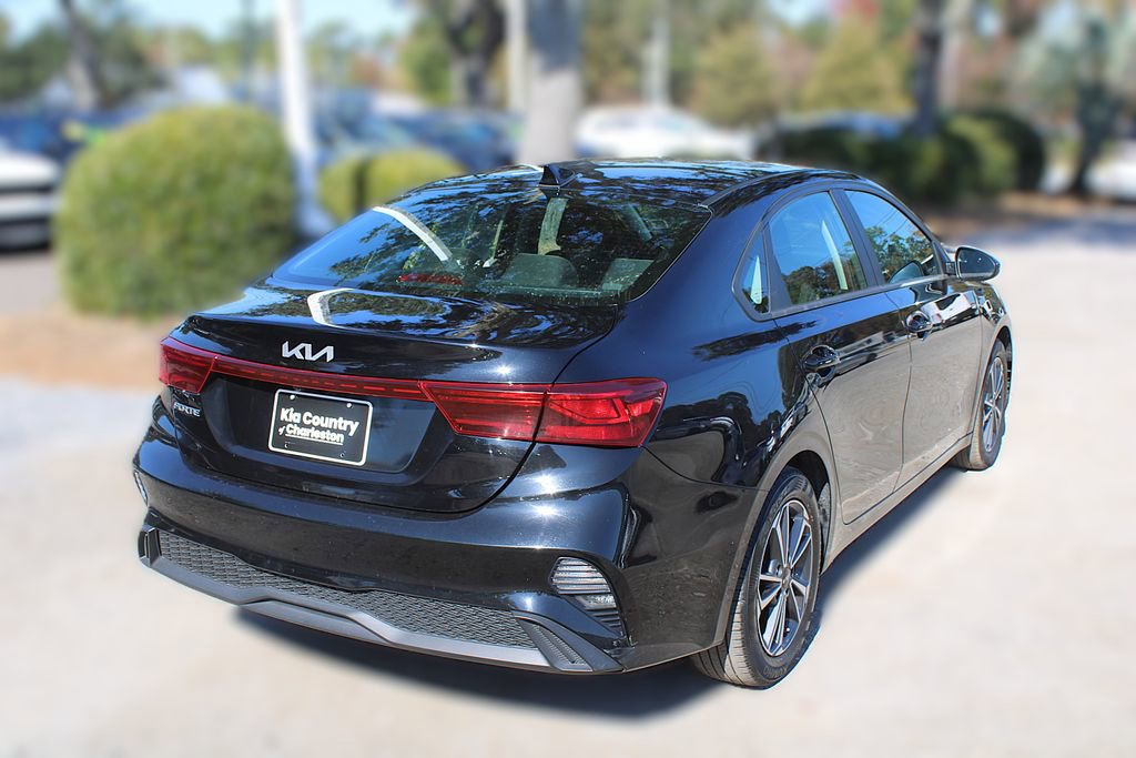Certified 2023 Kia Forte LXS image 7