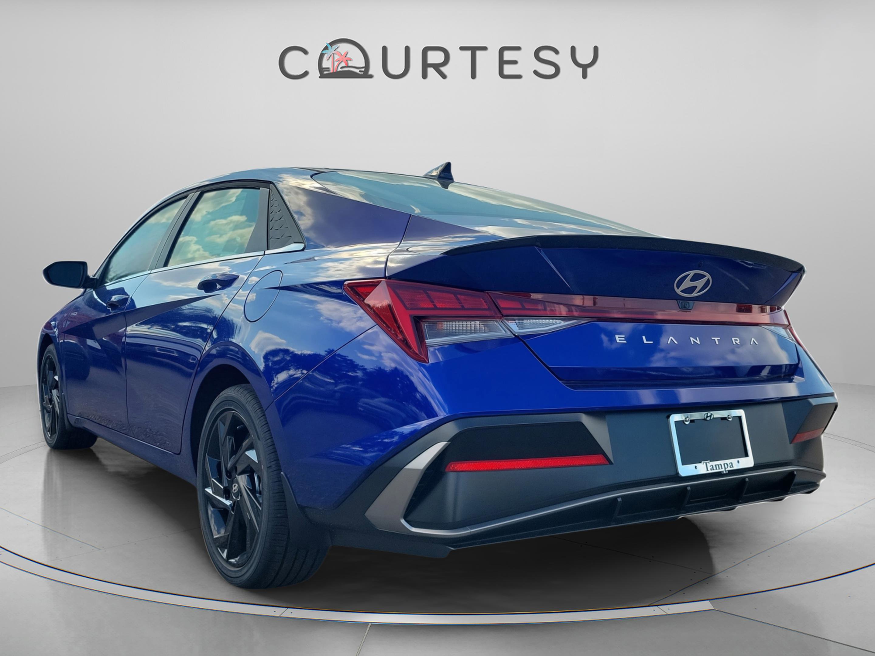 New 2026 Hyundai Elantra SEL Sport image 2