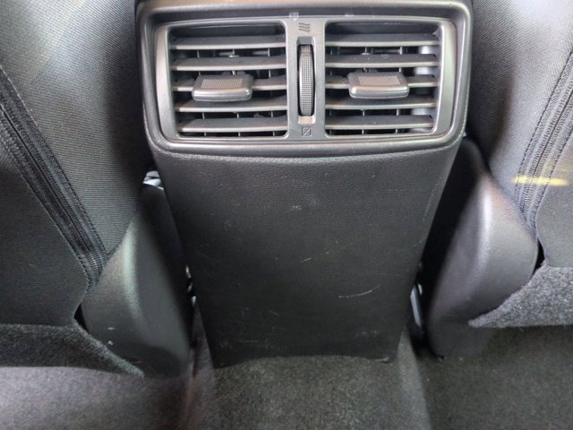 Used 2021 Nissan Rogue Sport SV image 16