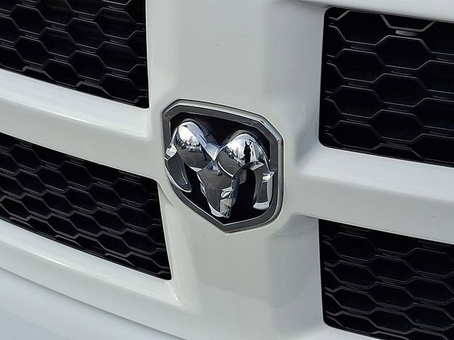 Used 2017 RAM 1500 Express image 30