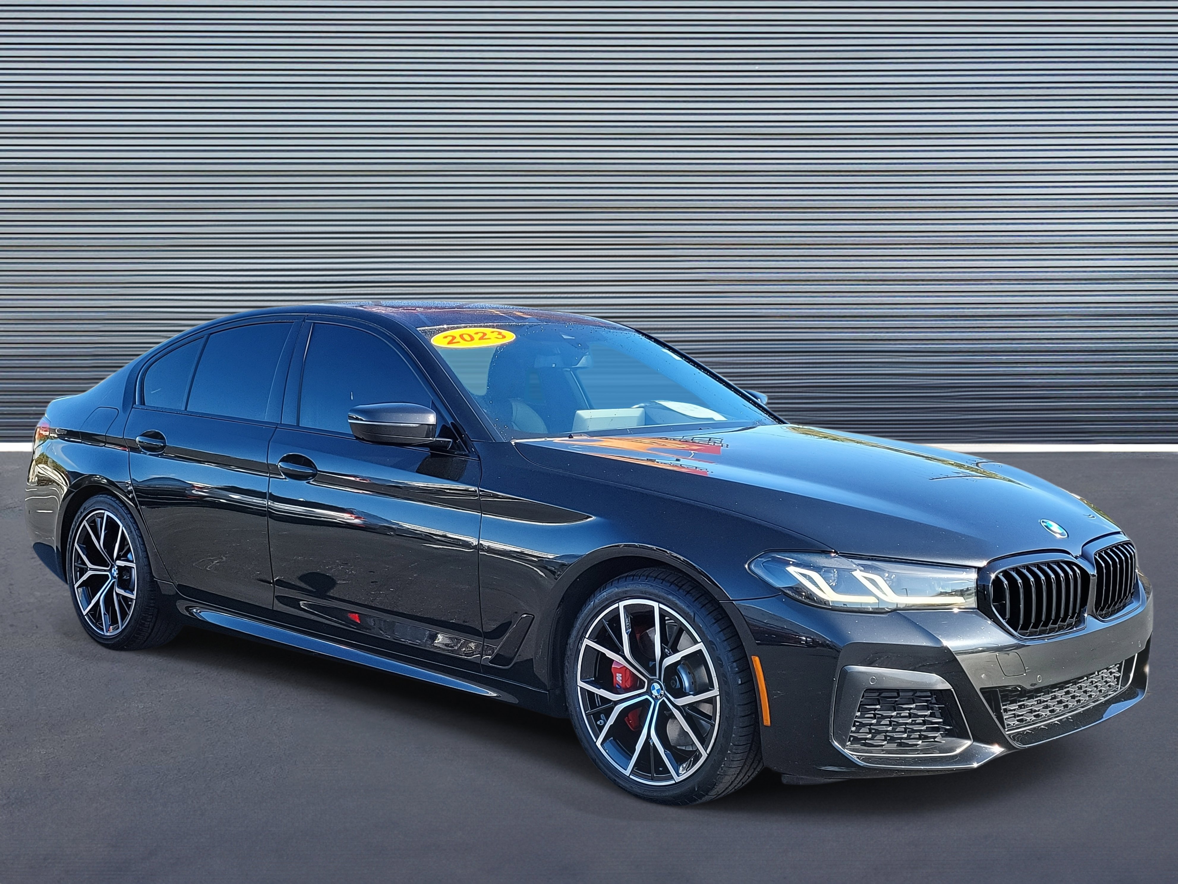 Used 2023 BMW 530i xDrive w/ M Sport Package video 2