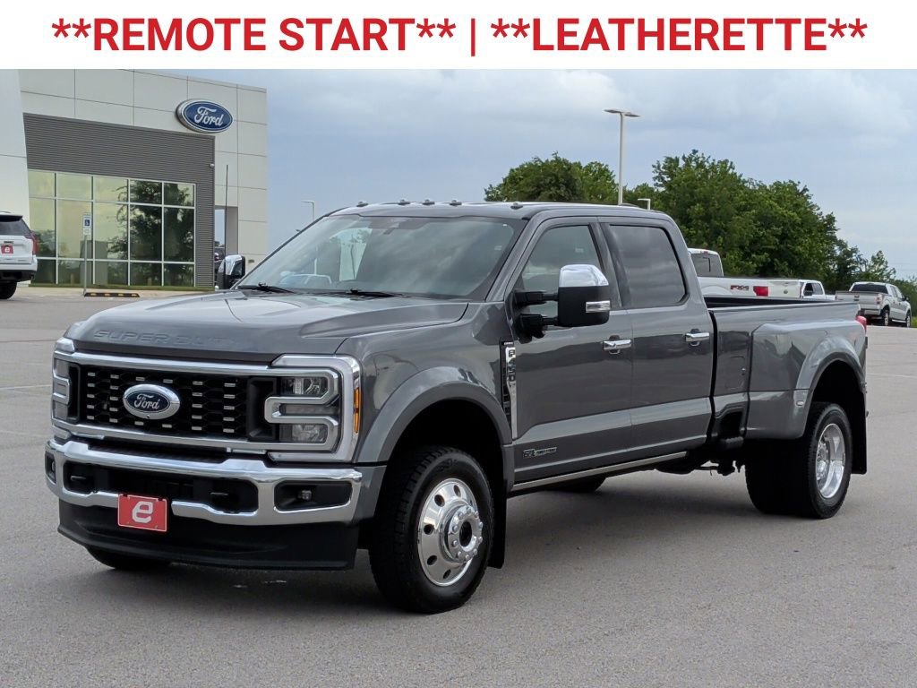 Used 2026 Ford F450 Lariat w/ FX4 Off-Road Package image 3