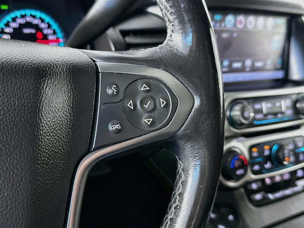 Used 2019 Chevrolet Suburban Premier w/ Premier Plus Edition AWD/4WD image 26