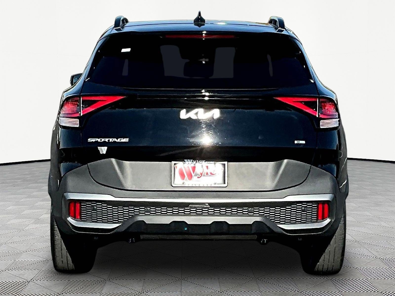Used 2024 Kia Sportage X-Line w/ X-Line Premium Package AWD/4WD image 5