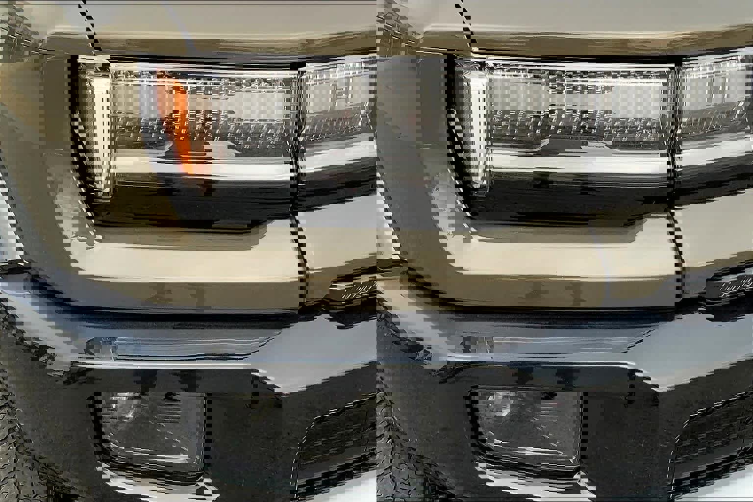 New 2025 GMC Hummer EV 2X image 13