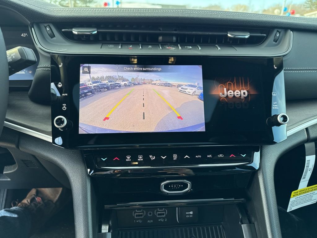 New 2026 Jeep Grand Cherokee Laredo image 13