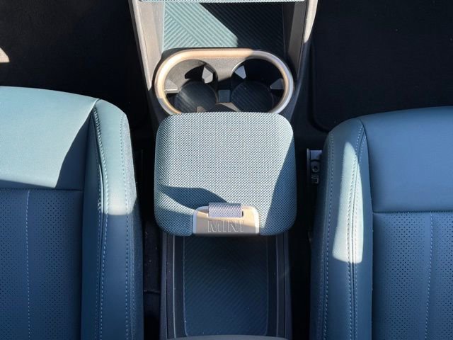 Used 2025 MINI Cooper Countryman S w/ Comfort Package Max image 22