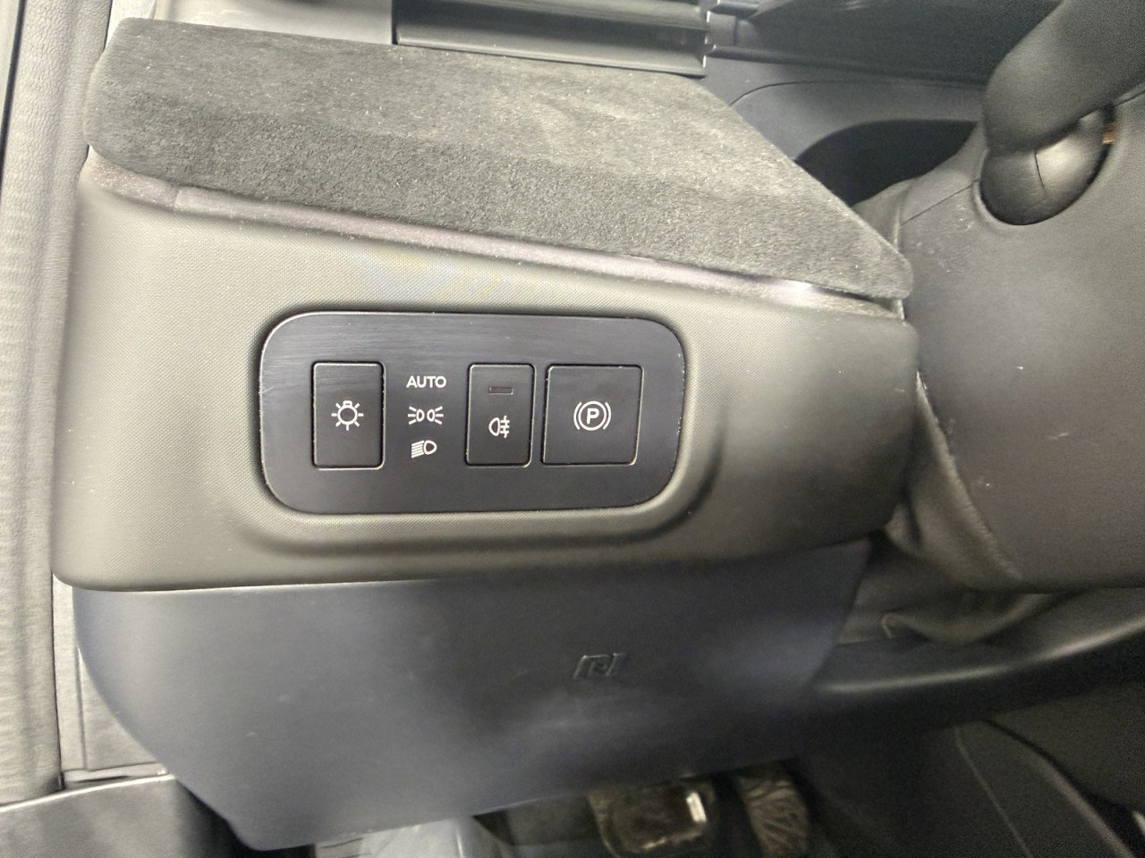 Used 2023 Fisker Ocean Ultra AWD/4WD image 22