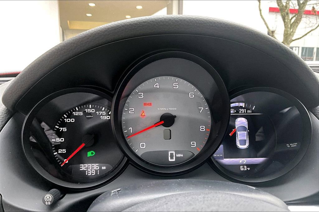 Used 2016 Porsche Cayman S image 2