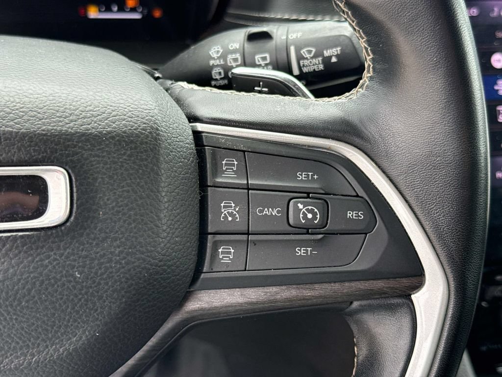 Used 2022 Jeep Grand Cherokee Limited RWD image 22