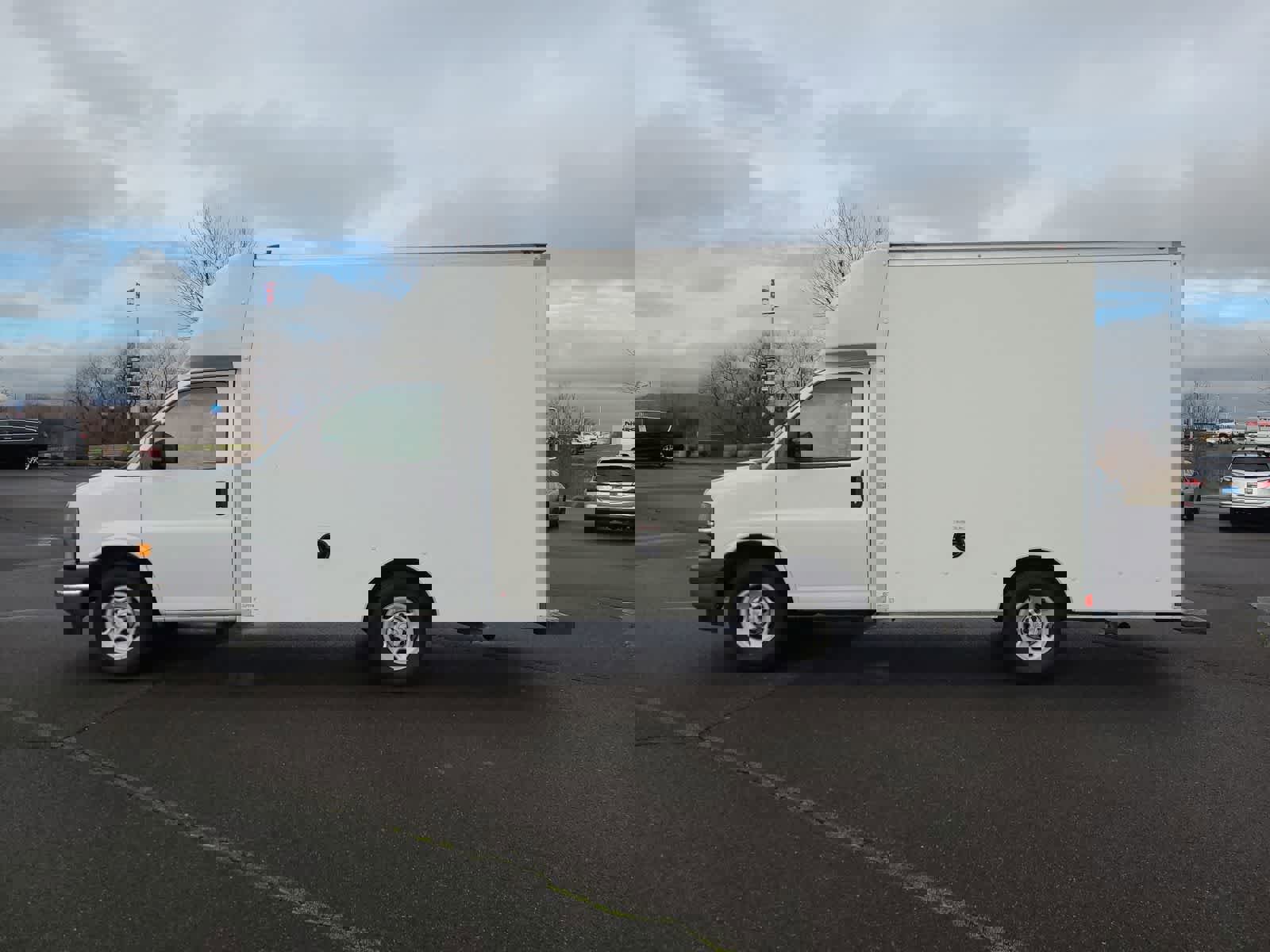 Used 2019 Chevrolet Express 3500 Work Van w/ Power Convenience Package image 11