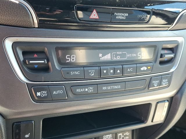 Used 2023 Honda Passport EX-L image 16