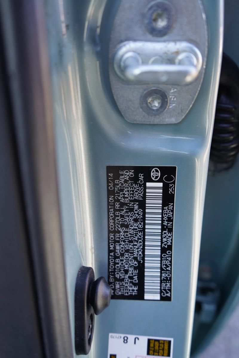 Used 2014 Toyota Prius Two FWD image 9