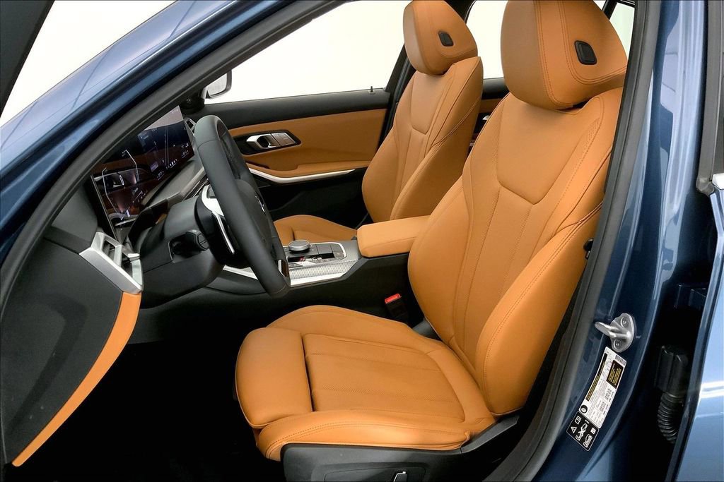 Certified 2025 BMW 330i xDrive Sedan w/ Premium Package AWD/4WD image 13