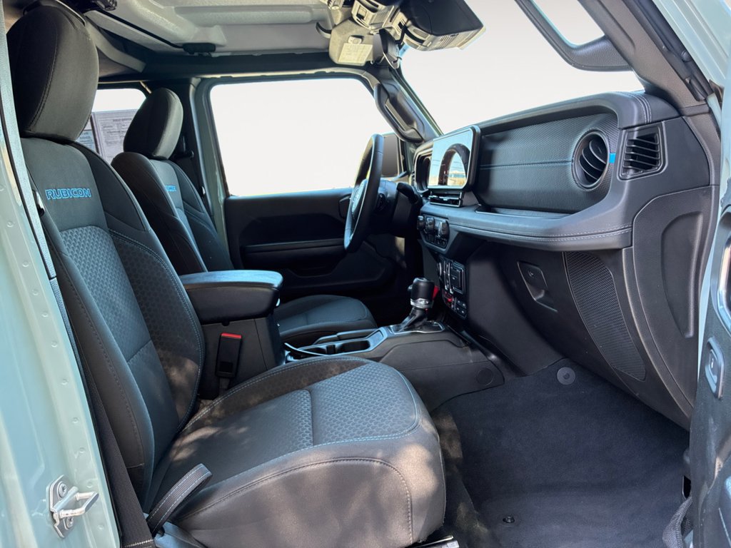 Used 2024 Jeep Wrangler Unlimited Rubicon 4xe AWD/4WD image 15
