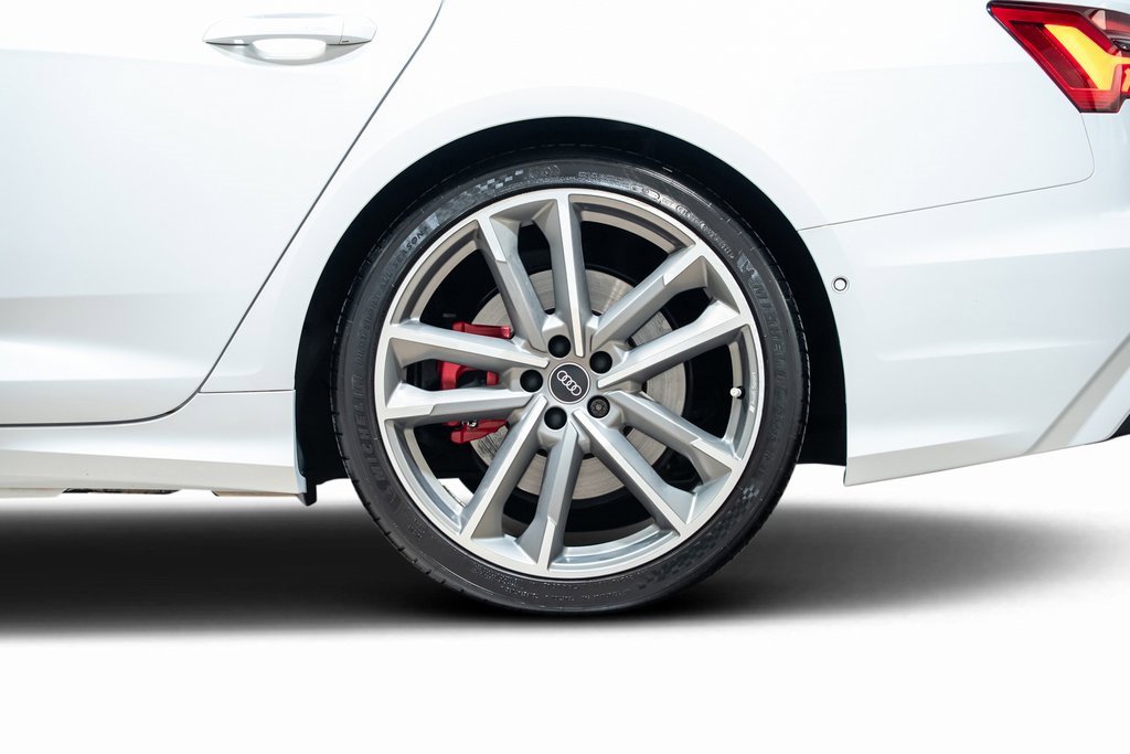 Used 2021 Audi S6 Prestige w/ Prestige Package image 28