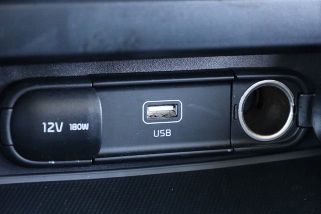 Used 2025 Kia Soul LX image 27