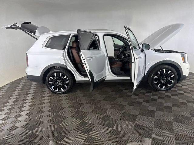Certified 2024 Kia Telluride SX w/ Towing Package AWD/4WD image 15