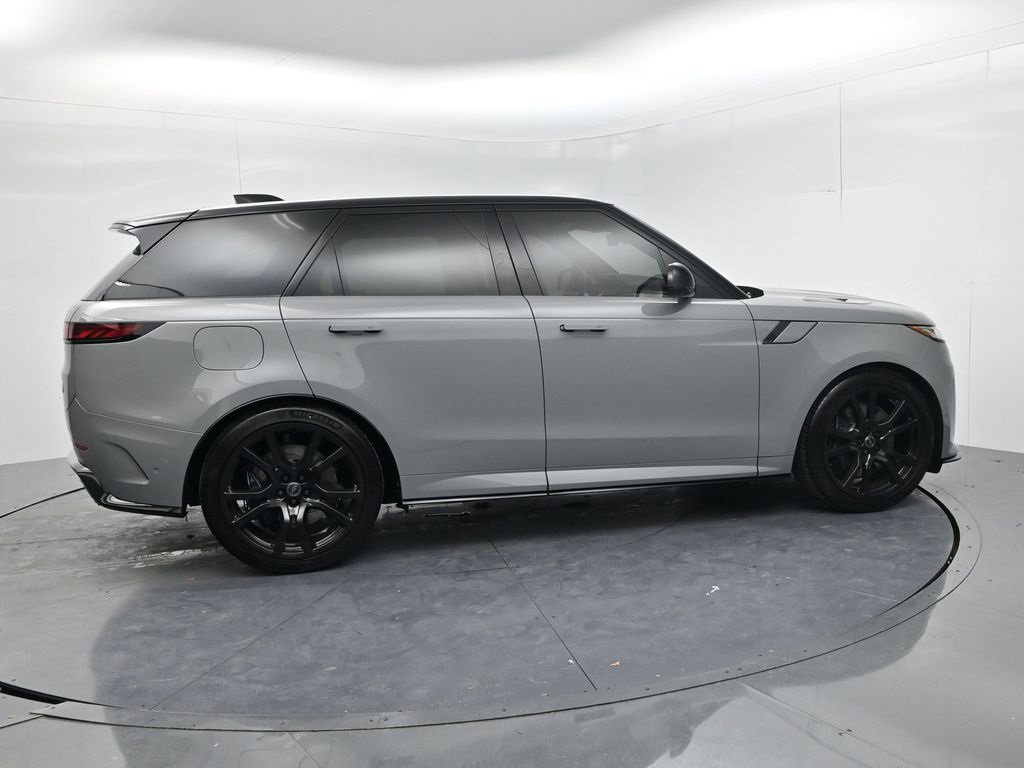 Used 2025 Land Rover Range Rover Sport SV Edition Two image 8