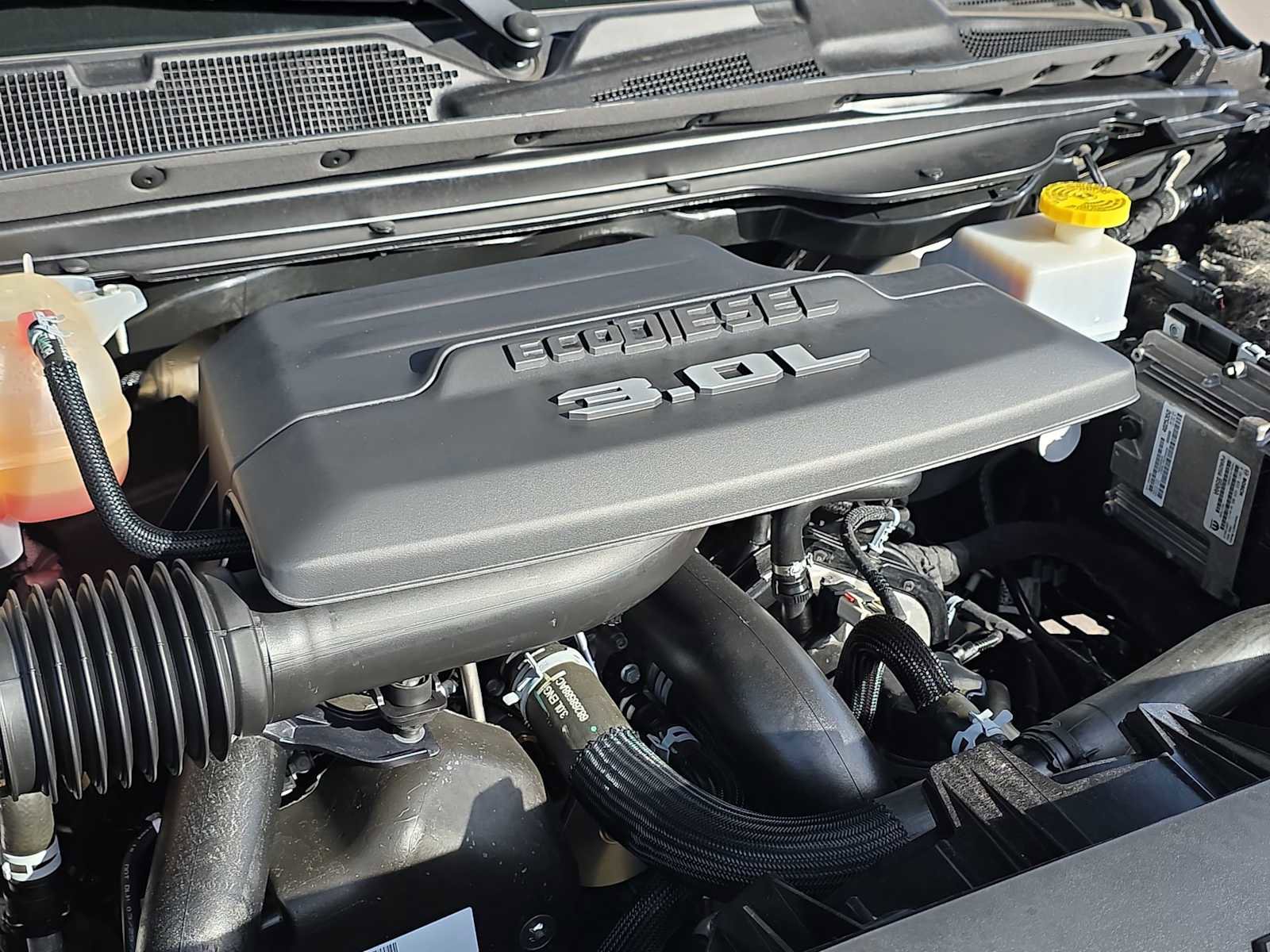 Used 2022 RAM 1500 Laramie image 12