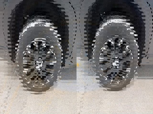 New 2026 Chevrolet Traverse LT w/ Sun and Wheel Package image 7